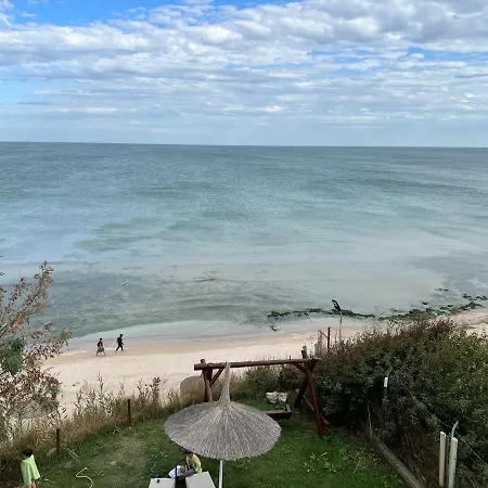 Casa Analys 3* Douăzeci şi Trei August