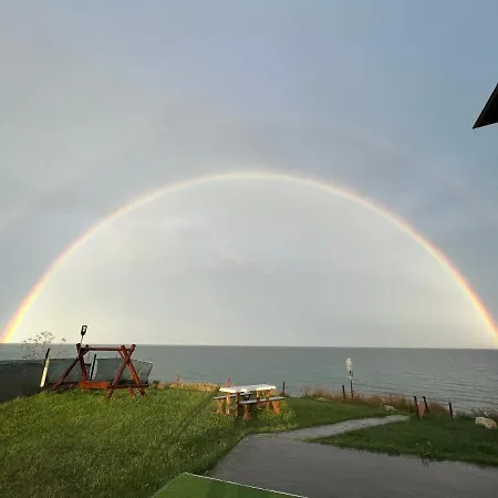 Casa Analys 3* Douăzeci şi Trei August