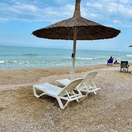 Casa Analys Douazeci si Trei August